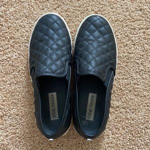 Steve Madden Leather Quilted Shoes
